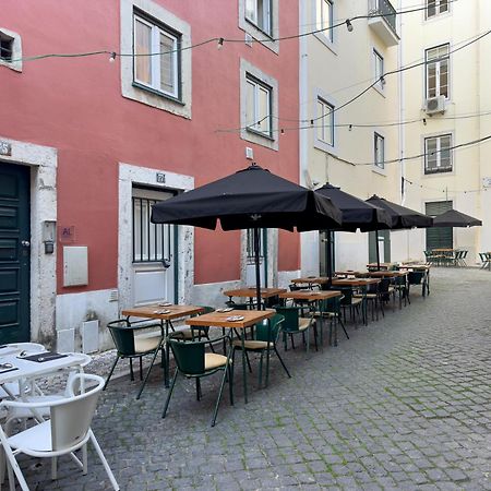 Contemporary Apartment In Chiado 3 ลิสบอน ภายนอก รูปภาพ